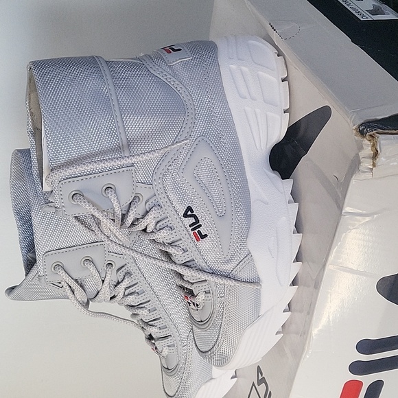 FILA Disruptor ballistic boots size 6.5 - Picture 6 of 8